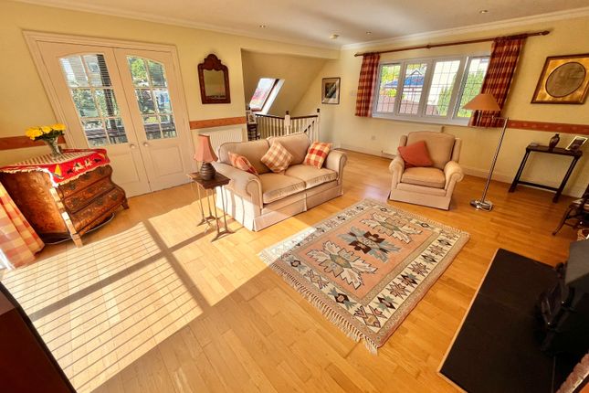 10, Two Hills Park, Saltash photo 3