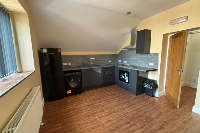 Flat to rent in Freer Street, Walsall