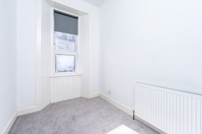 Flat for sale in Priory Lane, Dunfermline