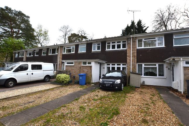 Thumbnail Terraced house to rent in Woodlands, Fleet