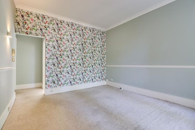 Flat A Northlands House, 52, Park Road, Westcliff-on-Sea photo 4