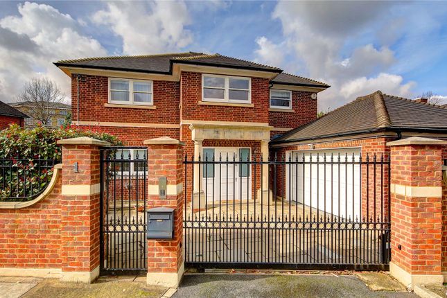 Thumbnail Detached house to rent in Heath Mead, Wimbledon, London