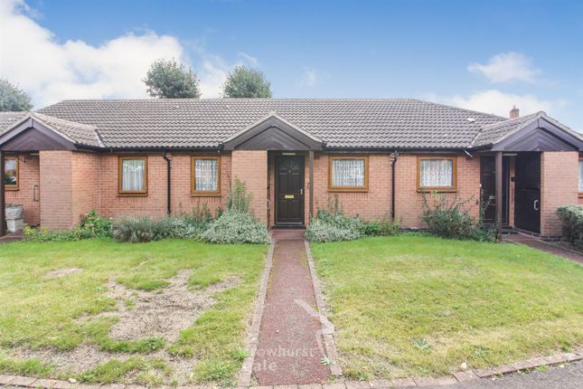 Thumbnail Bungalow for sale in Ferrieres Close, Dunchurch, Rugby