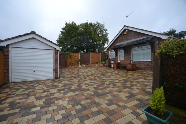 3 bed detached bungalow to rent in Wollaton Court, Bulwell, Nottingham NG6