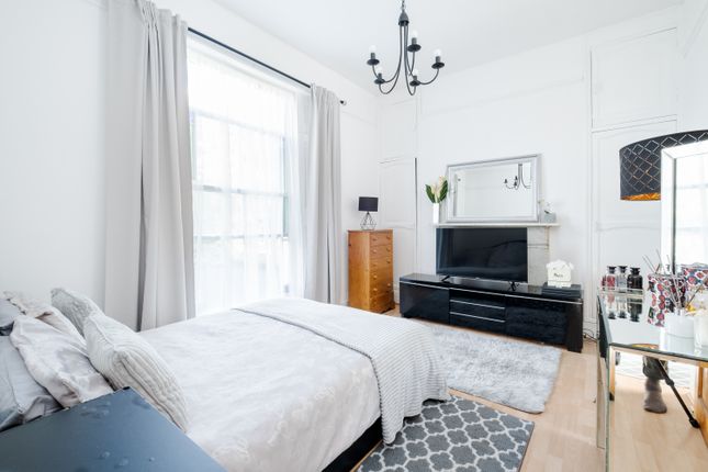 Semi-detached house for sale in Buckingham Road, London