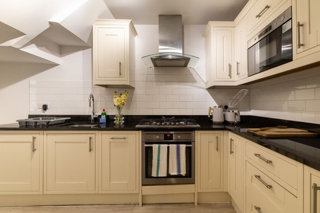 Clapham Road, Clapham Road photo 5