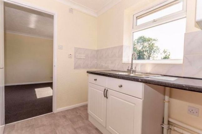 Southgates Drive, Fakenham photo 4