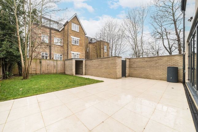 38a, Mount Ephraim Road, LONDON photo 3