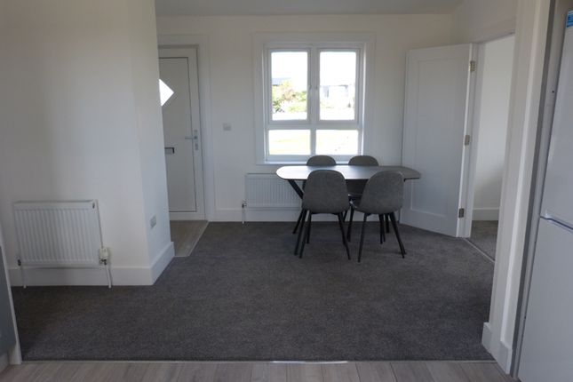 11, Manor Park, Penwithick photo 3