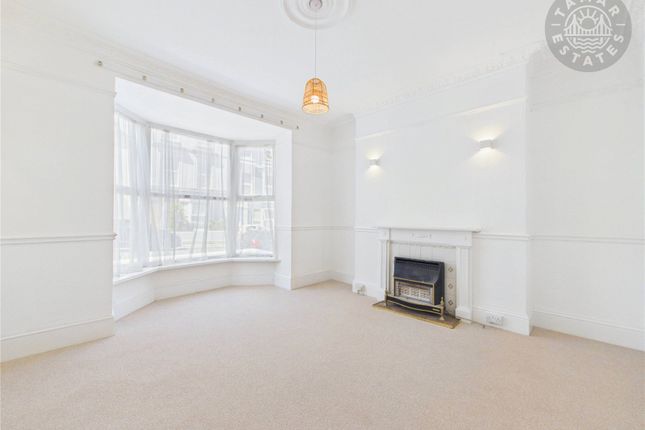 6, St. James Place East, Devon photo 3
