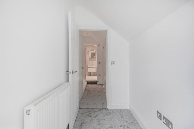 Flat to rent in Chipping Street, Tetbury, Gloucestershire
