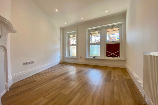 1a Chobham Road, Woking photo 4