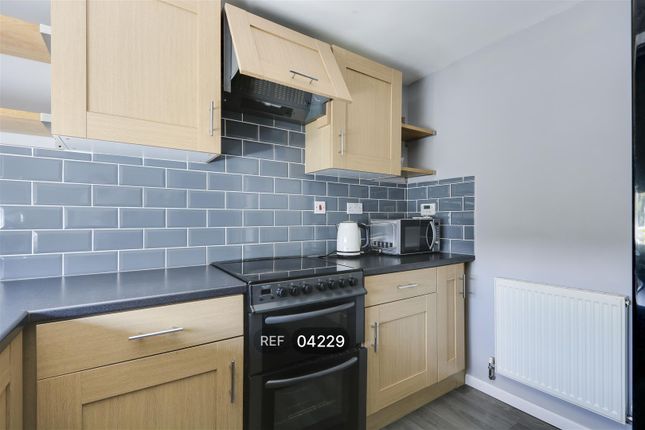7, Lechlade Road, Nottingham, NG5 5JQ photo 3