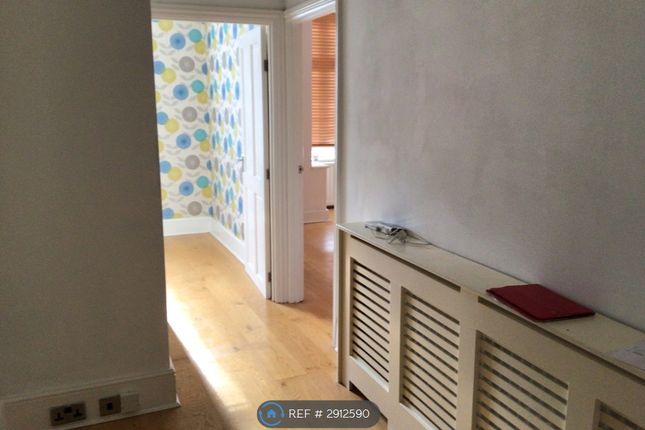 Flat, A Lyndhurst Road, Hove photo 3