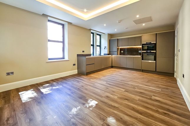 Apt 2, Simpson House 11 Windsor Court, Clarence Drive, Harrogate photo 3