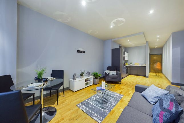 Flat to rent in Apartment 45, 6 Rumford Street, Water Street