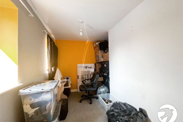 Flat for sale in Crown Road, Sittingbourne, Kent