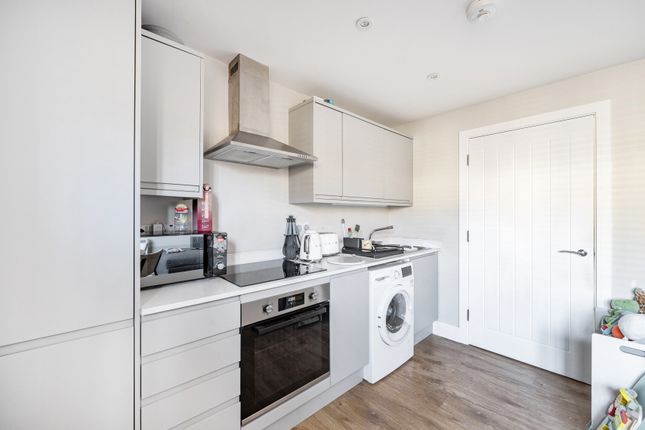 1A Ebley Court,, Greenaways, Stroud photo 3