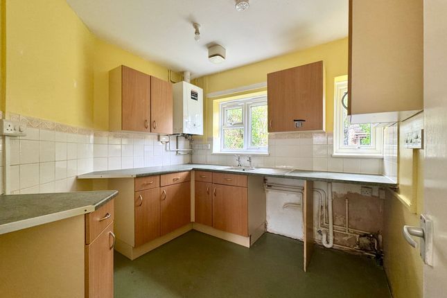21 Marlborough Gardens, Faringdon photo 3