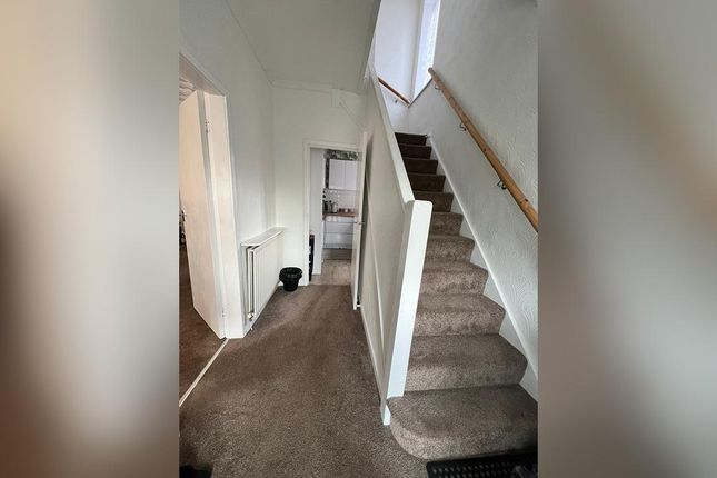 335, Broadway, Chadderton photo 4