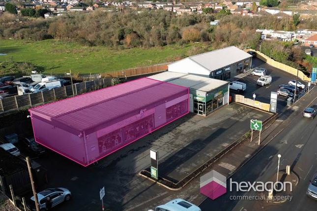 Retail premises to let in Dudley Road, Stourbridge