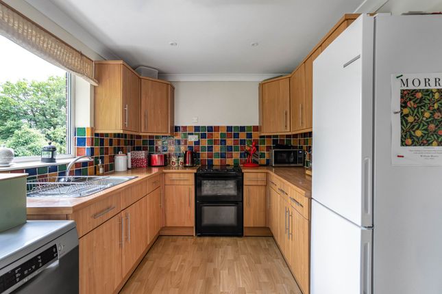 10 Malmers Well Road, High Wycombe photo 4