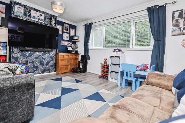 76, Pensby Close, Birmingham photo 4