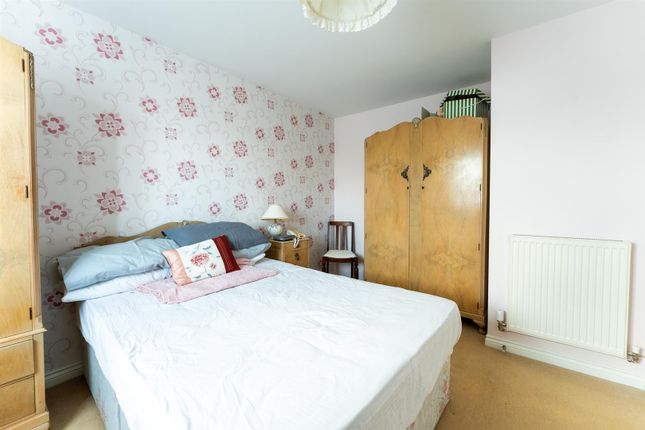 Bedroom One 2.Jpg