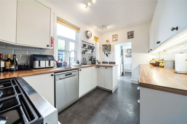 220, Turton Road, Greater Manchester photo 4