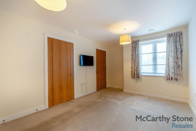 4 Landmark Place, 1 Moorfield Road, Denham photo 4