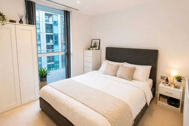 Flat 2806 Maine Tower, London photo 4