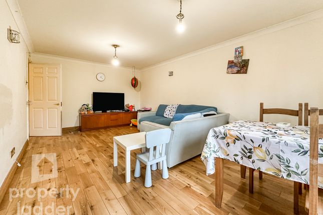 Flat for sale in Roaches Court, Wensum Street, Norwich