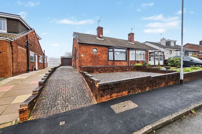 2-bed house on 22 Canterbury Drive, Stoke-On-Trent, £950/mo