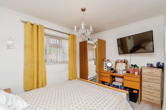 Terraced house for sale in Long Lake Avenue, Wolverhampton