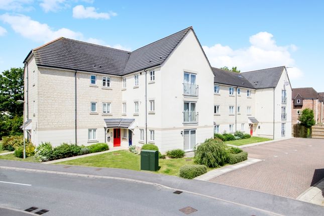 Thumbnail Flat to rent in Thornley Close, Abingdon