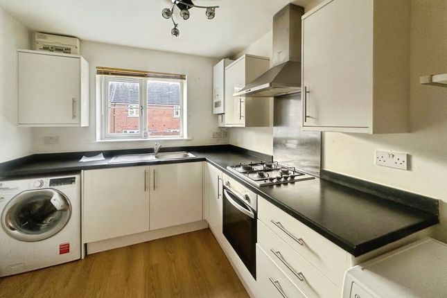 6, Huntley Court, Bury photo 4