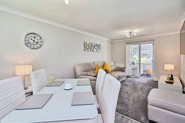 22, Littleton Road, Willenhall photo 4