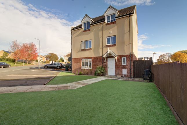 Thumbnail Town house for sale in Ladyhill Road, Newport