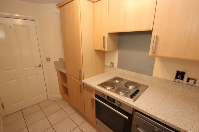 41, The Hawthorns, Flitwick photo 4