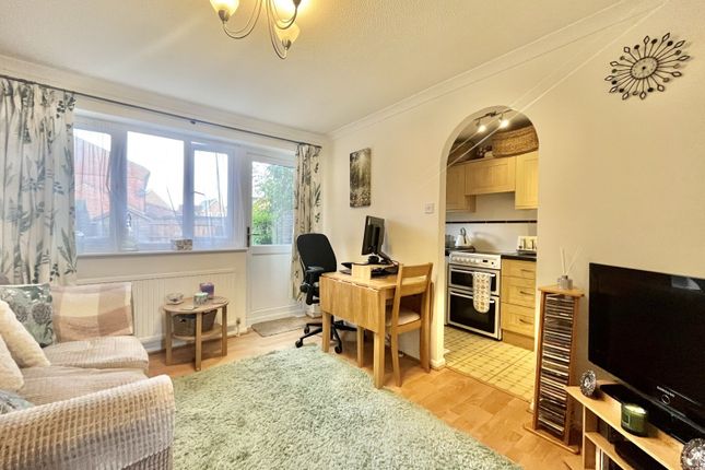 Wargrove Drive, Sandhurst photo 3
