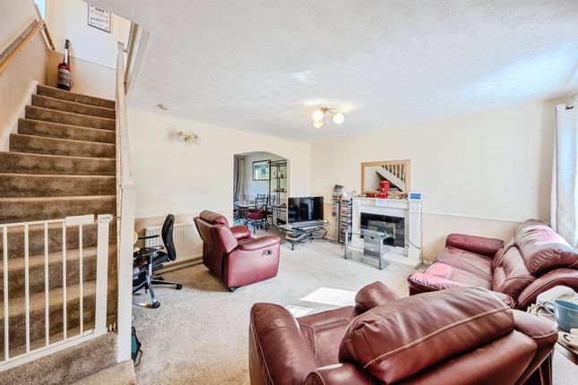 43, Meadow Rise, Caldicot photo 4