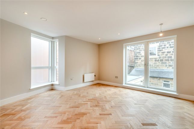 7 Lambert House, Harrogate photo 3