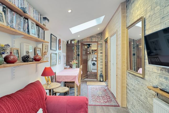 End terrace house for sale in York Street, Cambridge
