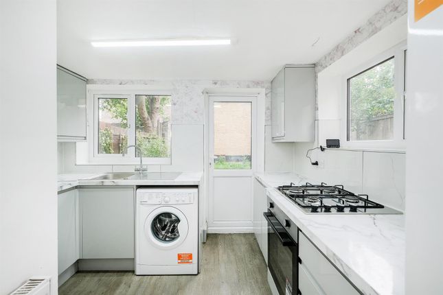 23A Dames Road-10_Web.Jpg