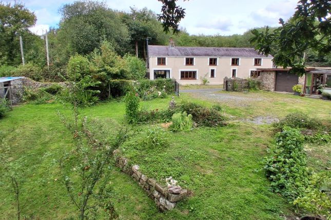 4-bed house on Cwmcleddau Cottage, Heol Ddu, Ammanford, £445,000