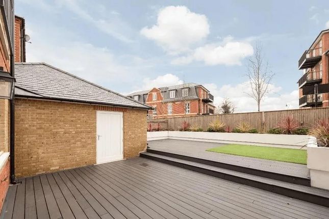 Sassoon Dr 4B  (5).Jpg