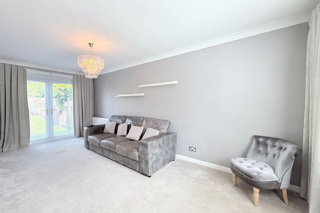 9, Hallglen Terrace, Glen Village photo 4