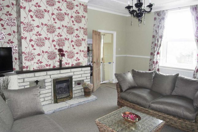 59, King Street, Eccleshill photo 3
