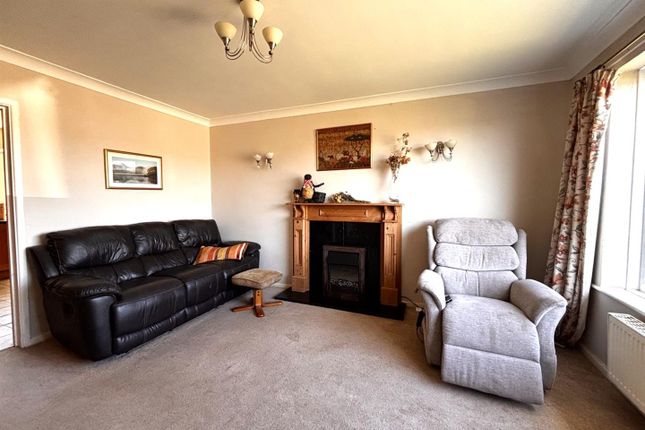16, Mariners Drive, Swanage photo 3
