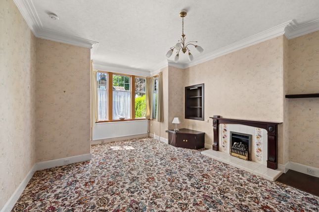 16 Montague Street, Dundee photo 3